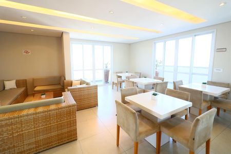 Apartamento para alugar com 75m², 2 quartos e 1 vagaÁrea comum - Salão de festas