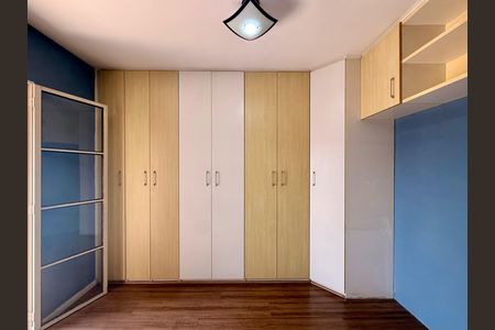 Casa à venda com 82m², 2 quartos e 2 vagas