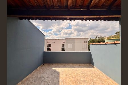 Casa à venda com 82m², 2 quartos e 2 vagas