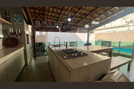 Casa à venda com 415m², 4 quartos e 4 vagas