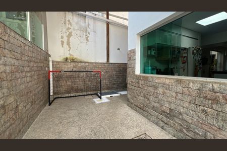 Casa à venda com 415m², 4 quartos e 4 vagas