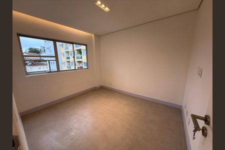 Apartamento à venda com 103m², 3 quartos e 1 vaga