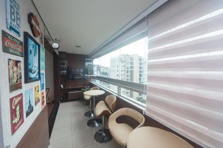 Apartamento à venda com 105m², 3 quartos e 2 vagas Apartamento à venda com 105m², 3 quartos e 2 vagasVaranda da Sala
