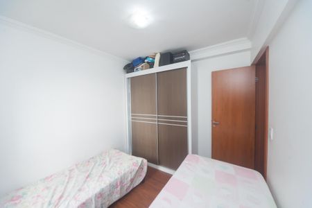 Apartamento à venda com 105m², 3 quartos e 2 vagas Apartamento à venda com 105m², 3 quartos e 2 vagasquarto 2