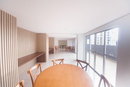 Apartamento à venda com 105m², 3 quartos e 2 vagas Apartamento à venda com 105m², 3 quartos e 2 vagasÁrea comum - Salão de festas