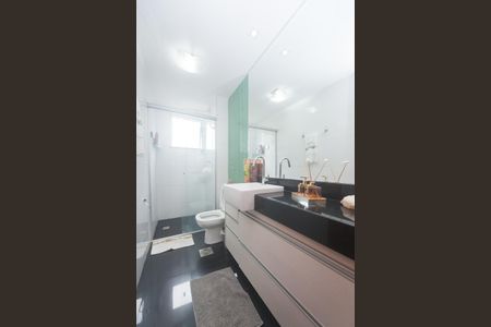 Apartamento à venda com 105m², 3 quartos e 2 vagas Apartamento à venda com 105m², 3 quartos e 2 vagasBanheiro Social