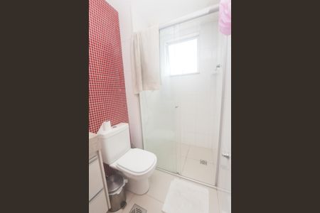 Apartamento à venda com 105m², 3 quartos e 2 vagas Apartamento à venda com 105m², 3 quartos e 2 vagasBanheiro Suite