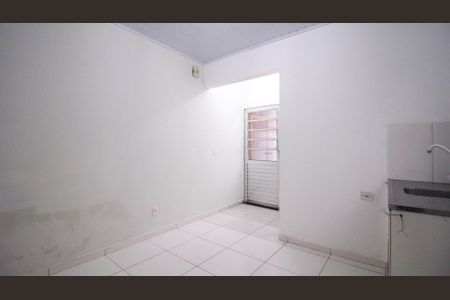 Cozinha de casa para alugar com 1 quarto, 30m² em Chácara Belenzinho, São Paulo