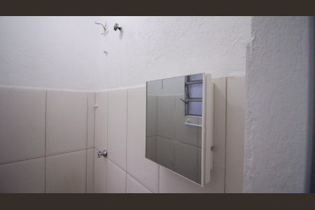 Casa para alugar com 30m², 1 quarto e sem vaga Casa para alugar com 30m², 1 quarto e sem vagaBanheiro
