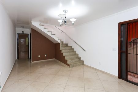 sala  de casa para alugar com 3 quartos, 299m² em Parque Maraba, Taboão da Serra