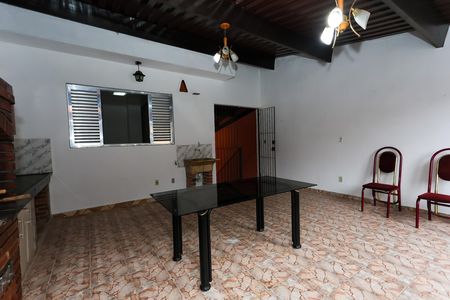Casa para alugar com 299m², 3 quartos e 1 vaga Casa para alugar com 299m², 3 quartos e 1 vagaÁrea comum - Churrasqueira