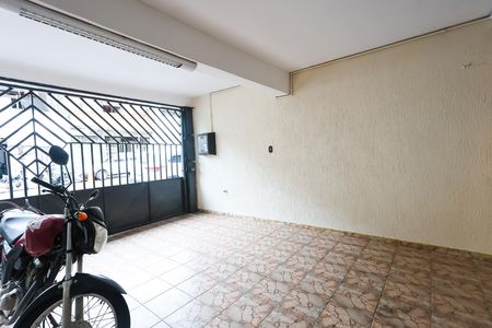 Casa para alugar com 299m², 3 quartos e 1 vaga Casa para alugar com 299m², 3 quartos e 1 vagaGaragem