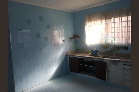 Casa à venda com 184m², 3 quartos e 3 vagas