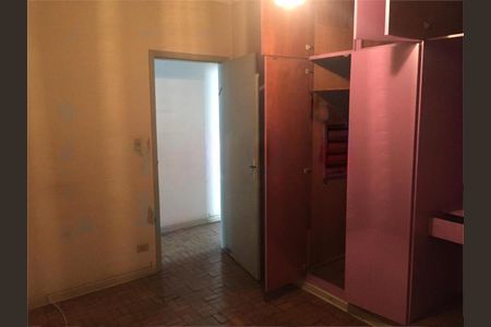 Casa à venda com 184m², 3 quartos e 3 vagas