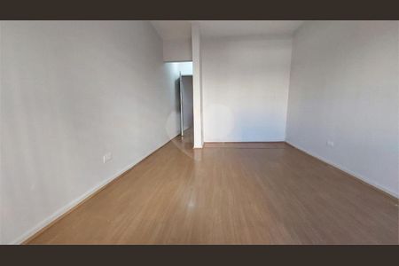 Casa à venda com 3 quartos, 191m² em Vila Alexandria, São Paulo