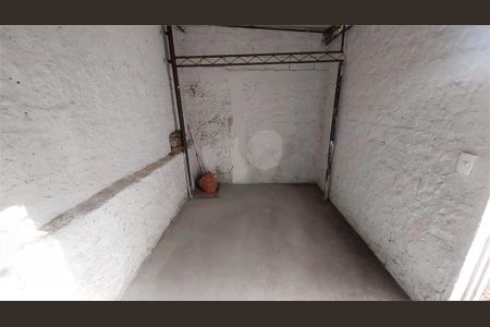 Casa à venda com 3 quartos, 191m² em Vila Alexandria, São Paulo