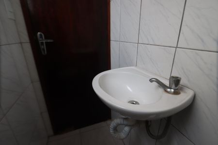 Casa para alugar com 120m², 2 quartos e 1 vagaLavabo