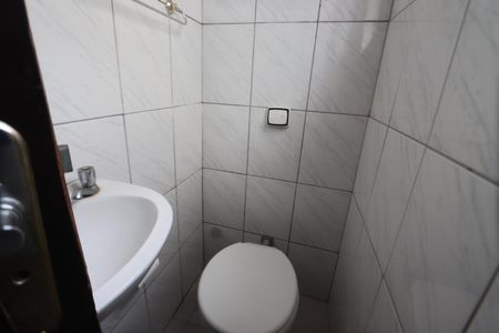 Casa para alugar com 120m², 2 quartos e 1 vagaLavabo