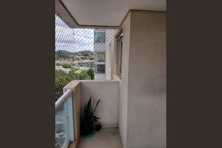 Apartamento à venda com 76m², 2 quartos e 1 vaga