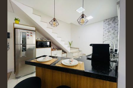 Apartamento à venda com 100m², 2 quartos e 1 vaga