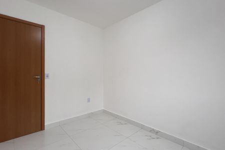 Quarto 2 de apartamento para alugar com 2 quartos, 42m² em Vila Alzira, Guarulhos