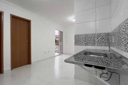Apartamento para alugar com 42m², 2 quartos e 1 vaga Apartamento para alugar com 42m², 2 quartos e 1 vagaCozinha e Área de Serviço