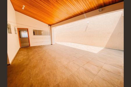 Casa à venda com 380m², 3 quartos e 10 vagas