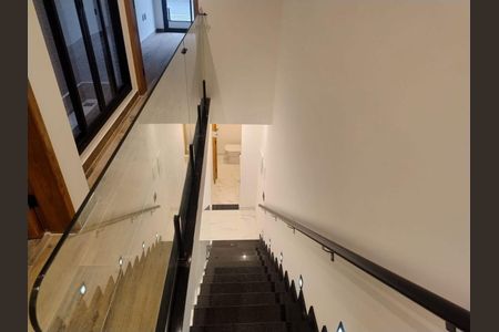 Casa à venda com 177m², 3 quartos e 5 vagas