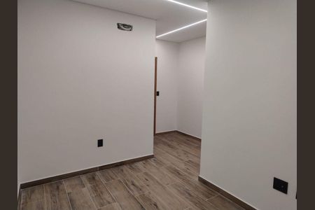 Casa à venda com 177m², 3 quartos e 5 vagas