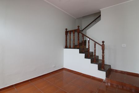 Sala de estar de casa para alugar com 3 quartos, 140m² em Vila Feliz, São Paulo