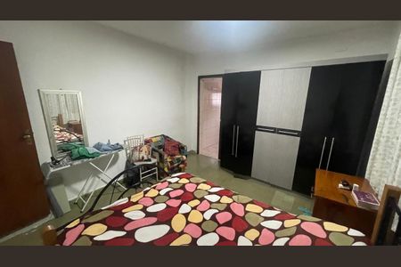 Casa à venda com 4 quartos, 120m² em Vila Espanhola, São Paulo