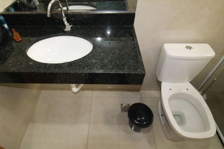 Casa para alugar com 110m², 3 quartos e 2 vagasBanheiro