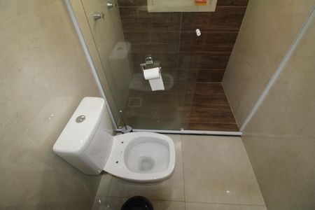 Casa para alugar com 110m², 3 quartos e 2 vagasBanheiro