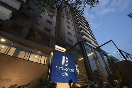 Apartamento à venda com 58m², 2 quartos e 1 vaga