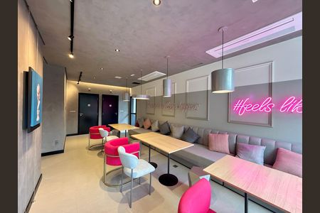 Apartamento para alugar com 25m², 1 quarto e sem vaga Apartamento para alugar com 25m², 1 quarto e sem vagaSalão de Festas