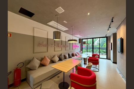 Apartamento para alugar com 25m², 1 quarto e sem vaga Apartamento para alugar com 25m², 1 quarto e sem vagaSalão de Festas