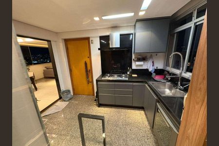 Apartamento à venda com 94m², 3 quartos e 3 vagas