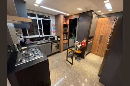 Apartamento à venda com 94m², 3 quartos e 3 vagas