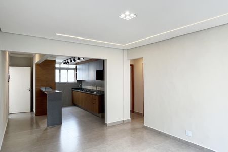 Sala de apartamento para alugar com 2 quartos, 98m² em Gonzaga, Santos