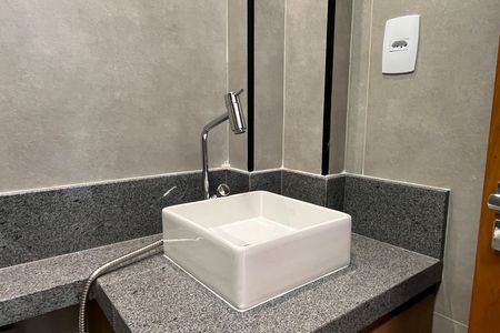 Apartamento para alugar com 98m², 2 quartos e 1 vagaBanheiro Social