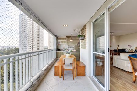 Apartamento à venda com 3 quartos, 185m² em Campo Grande, São Paulo