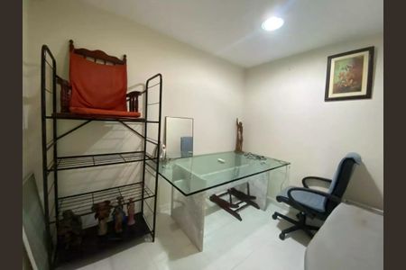 Apartamento à venda com 208m², 4 quartos e 1 vaga