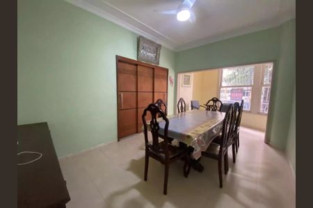 Apartamento à venda com 208m², 4 quartos e 1 vaga