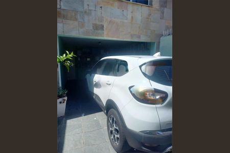 Casa à venda com 175m², 3 quartos e 1 vaga