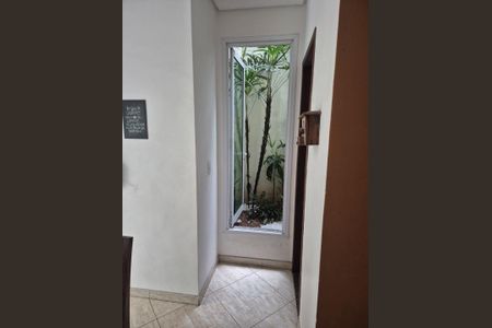 Casa de condomínio à venda com 180m², 3 quartos e 2 vagas