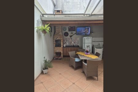 Casa de condomínio à venda com 180m², 3 quartos e 2 vagas