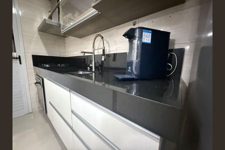 Apartamento à venda com 66m², 2 quartos e 1 vaga