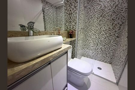Apartamento à venda com 66m², 2 quartos e 1 vaga