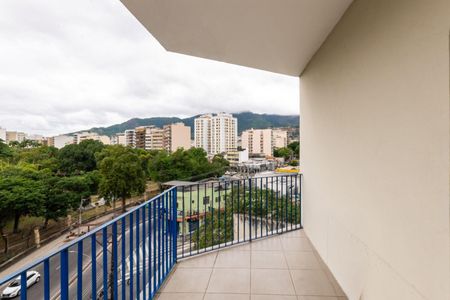 Apartamento à venda com 70m², 2 quartos e 1 vaga