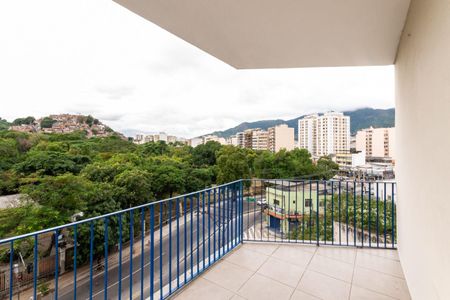 Apartamento à venda com 70m², 2 quartos e 1 vaga